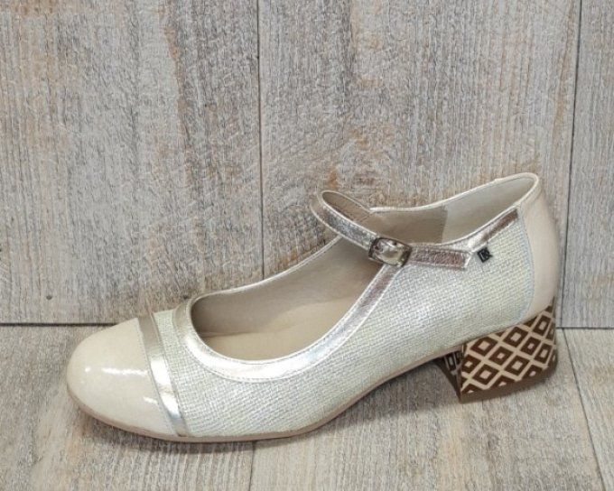 DorkingByFluchos_D9528