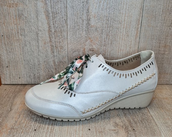 Fluchos_F0503_Blanc