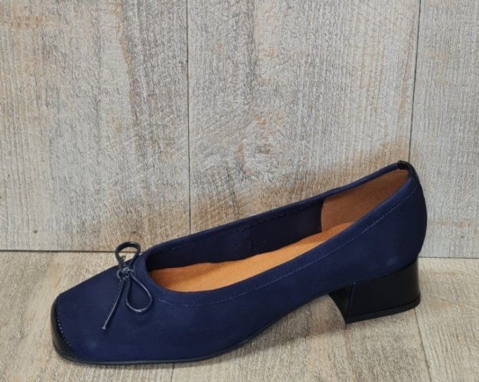 Folie's_Amarre_Bleu